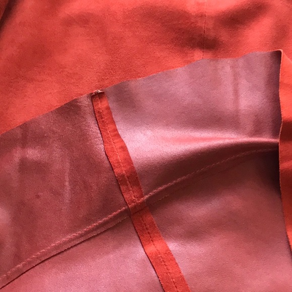 Harold’s suede skirt - Picture 4 of 6